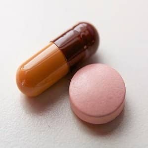 Axinib 1mg Tablet